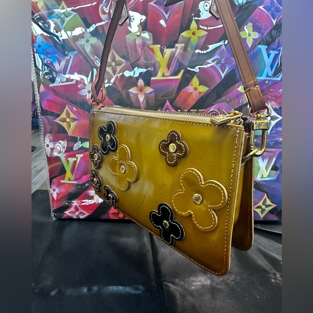 LOUIS VUITTON Monogram Fleurs Vernis Lexington Pochette and Dust Bag GUC - Picture 7 of 12